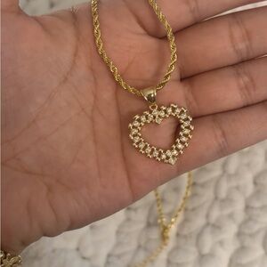 Gold Heart Pendant Necklace